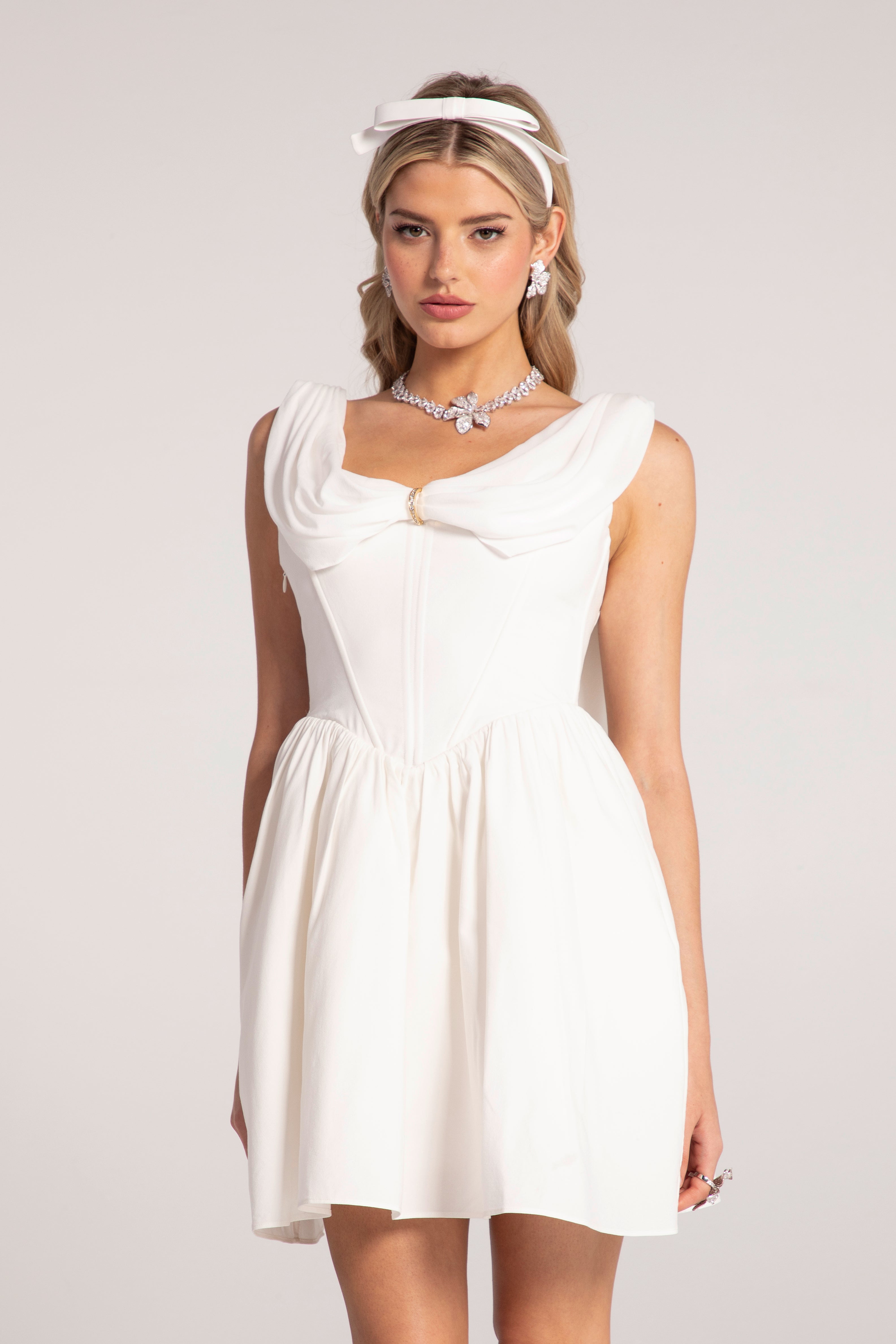 Elegance & Versatility in One Timeless Dress