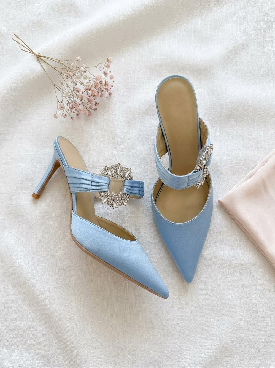 Pair_of_shoes_on_fabric_202605031155 - VeroMarka